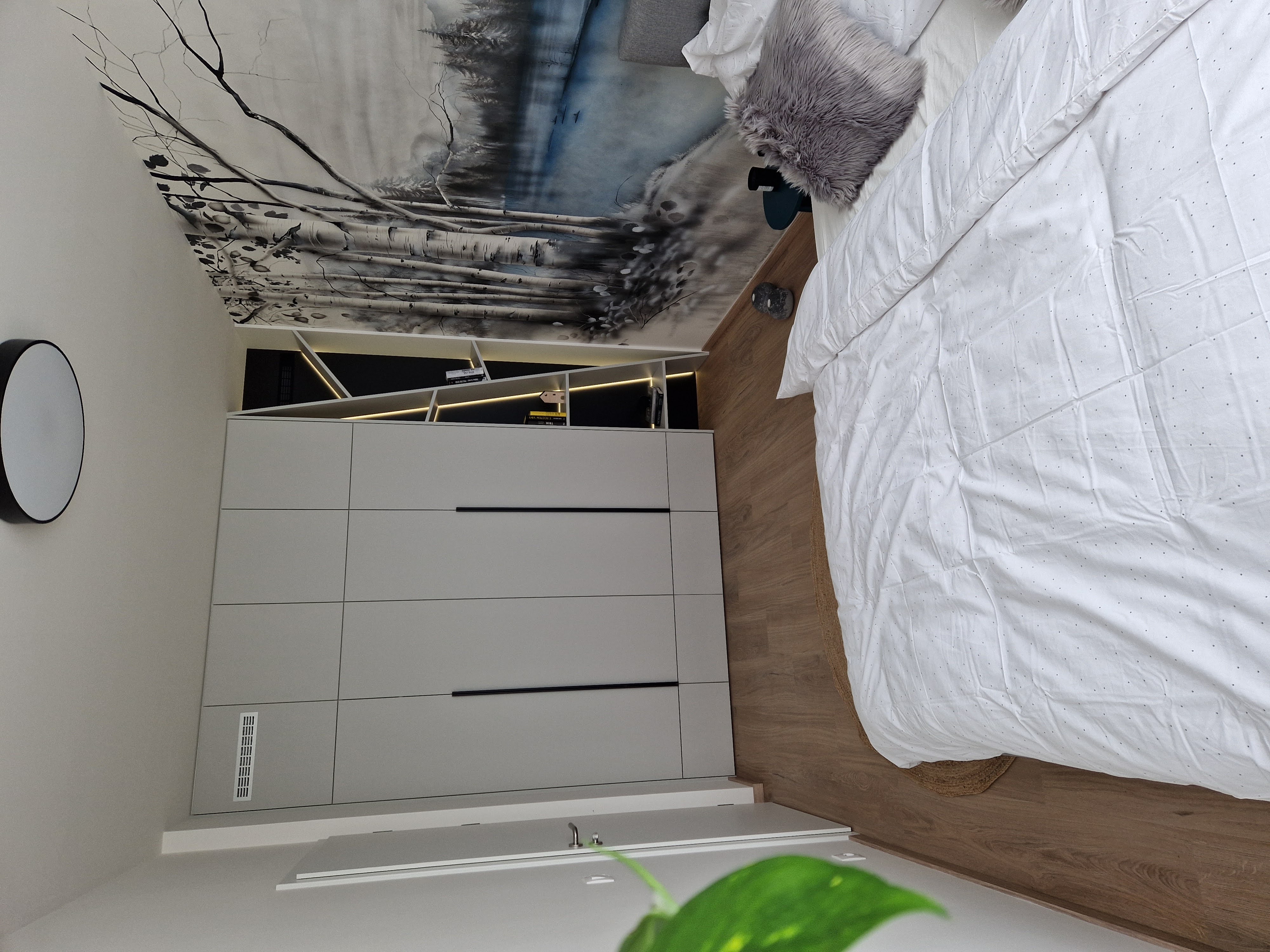 Vestavěná skříň v ložnici